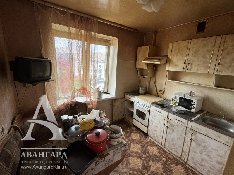 2-ая квартира 42.6м², 5/9 эт. 2-ая квартира 42.6м², 5/9 эт.