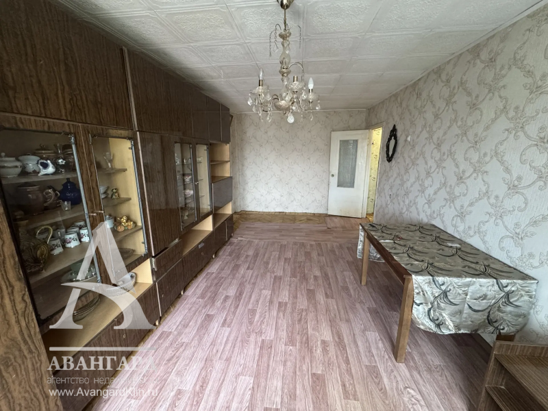 1-ая квартира 32.8м², 8/9 эт. 1-ая квартира 32.8м², 8/9 эт.